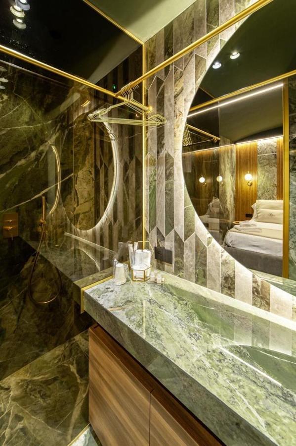 Luxury Suite Napoli ภายนอก รูปภาพ