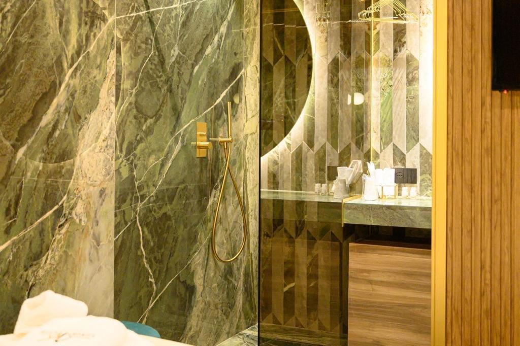 Luxury Suite Napoli ภายนอก รูปภาพ