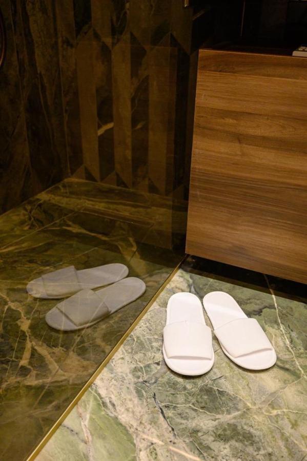 Luxury Suite Napoli ภายนอก รูปภาพ
