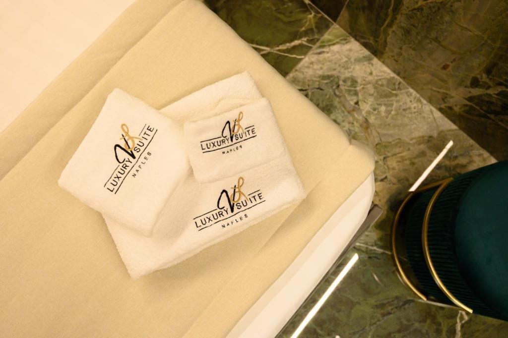 Luxury Suite Napoli ภายนอก รูปภาพ