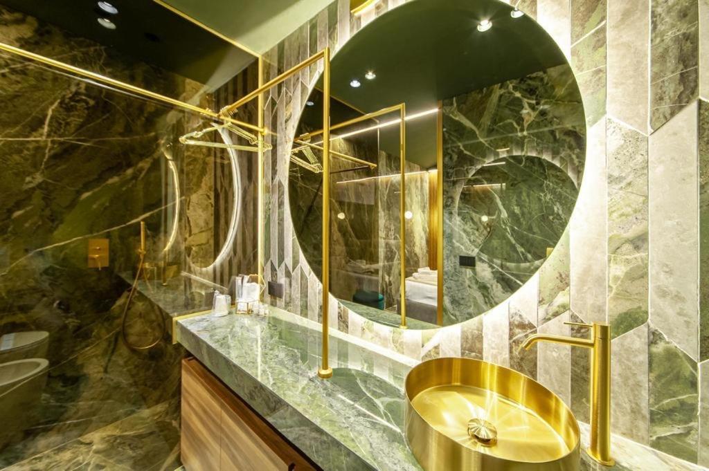 Luxury Suite Napoli ภายนอก รูปภาพ